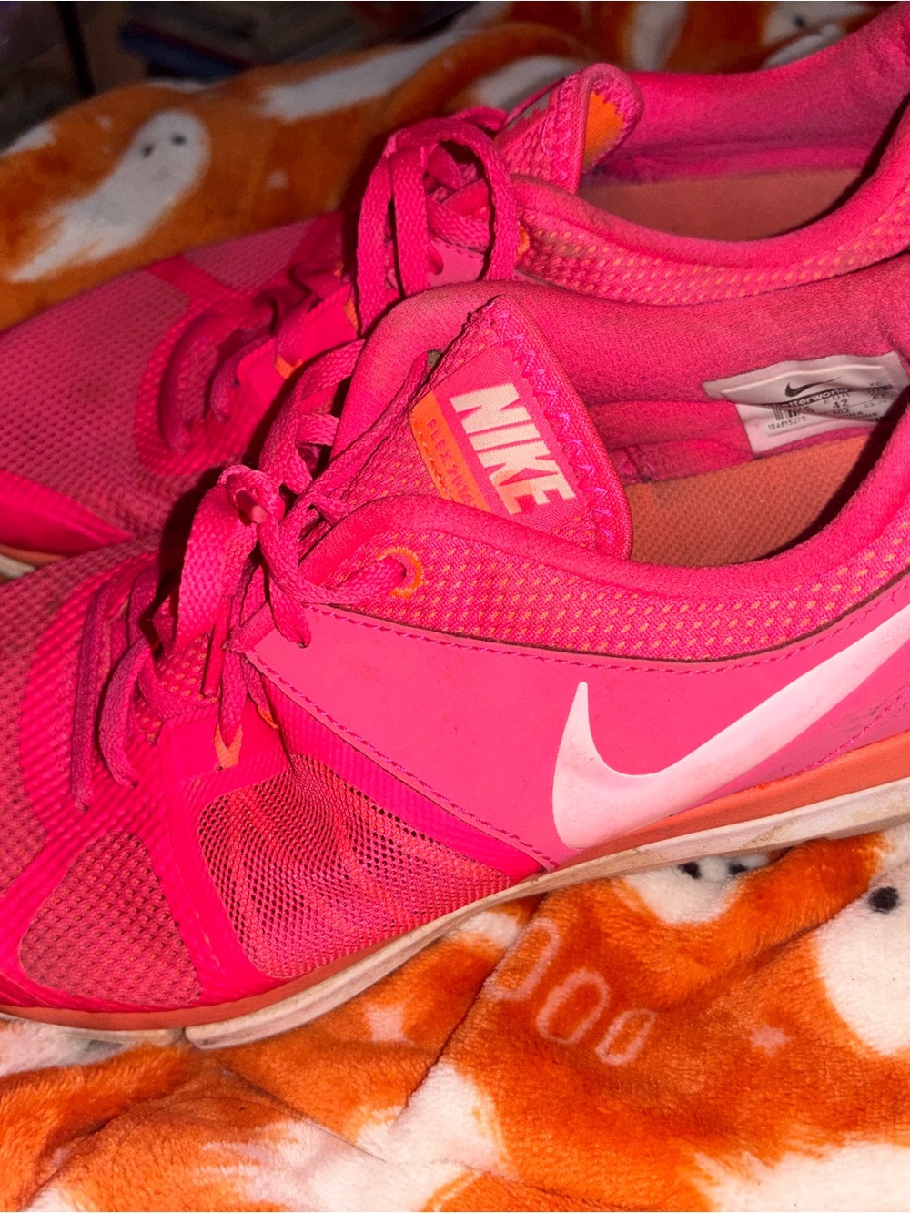 Nike Women's Hot Pink Mesh Training Sneakers - Picture 3 of 5